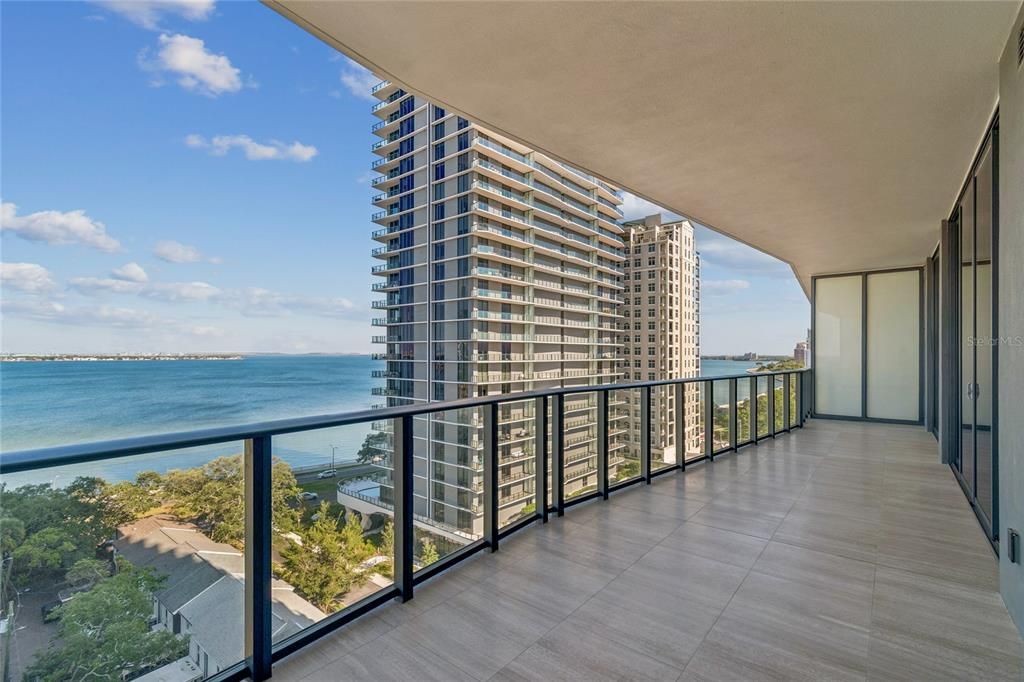 For Rent: $9,995 (2 beds, 2 baths, 1960 Square Feet)