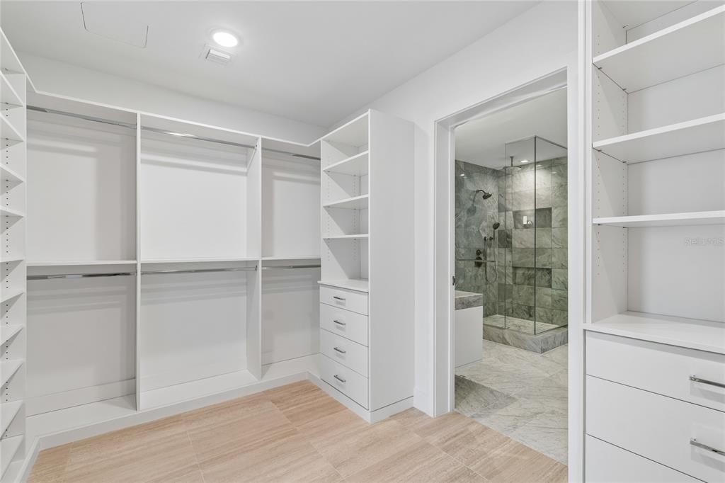 For Rent: $9,995 (2 beds, 2 baths, 1960 Square Feet)