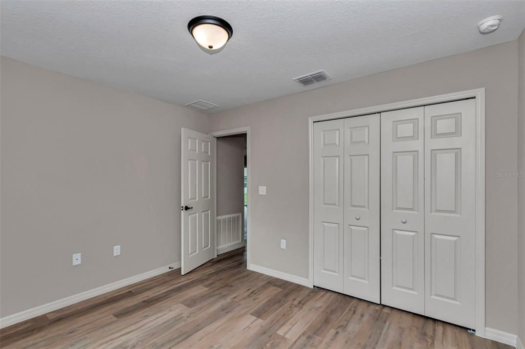Active With Contract: $289,900 (4 beds, 2 baths, 1747 Square Feet)