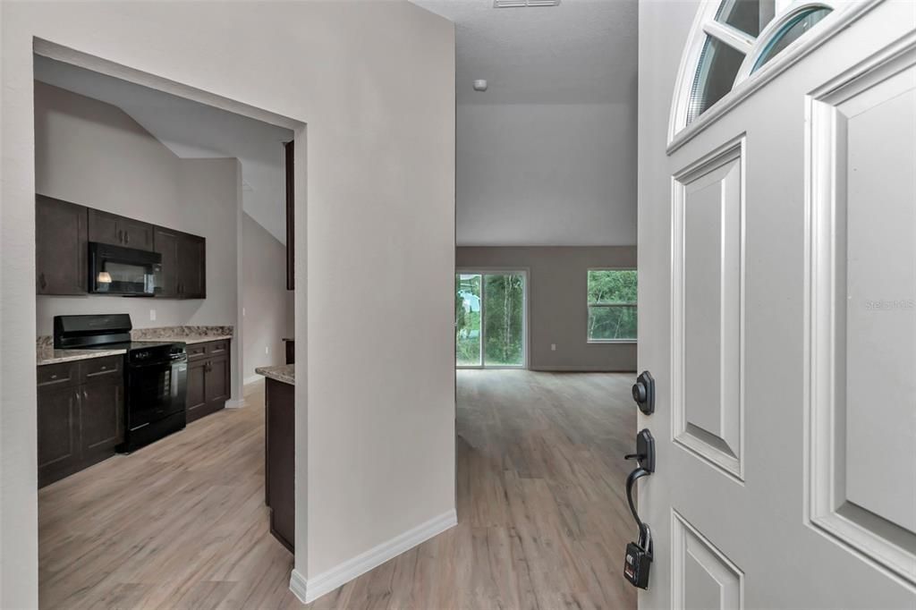 Active With Contract: $289,900 (4 beds, 2 baths, 1747 Square Feet)