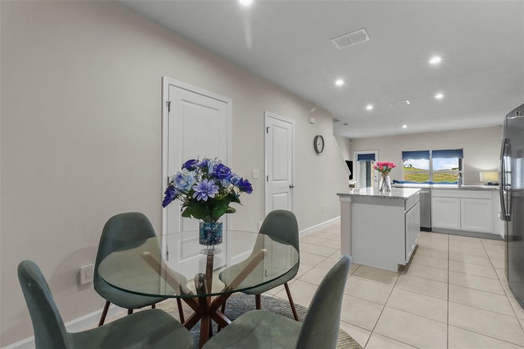 En Venta: $289,900 (3 camas, 2 baños, 1440 Pies cuadrados)