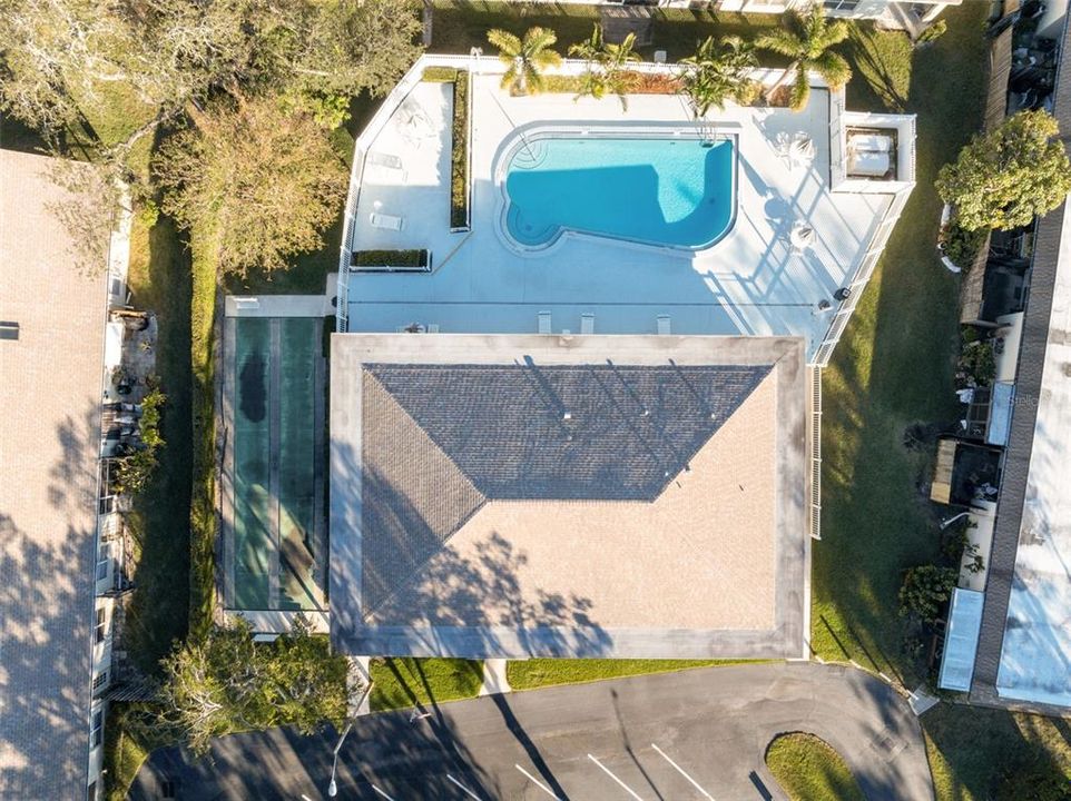 Под контрактом: $229,900 (2 спален, 2 ванн, 1095 Квадратных фут)