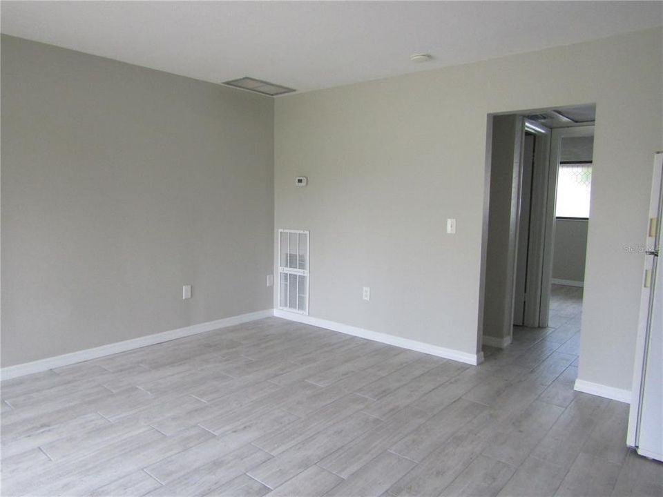 В аренду: $1,500 (1 спален, 1 ванн, 428 Квадратных фут)