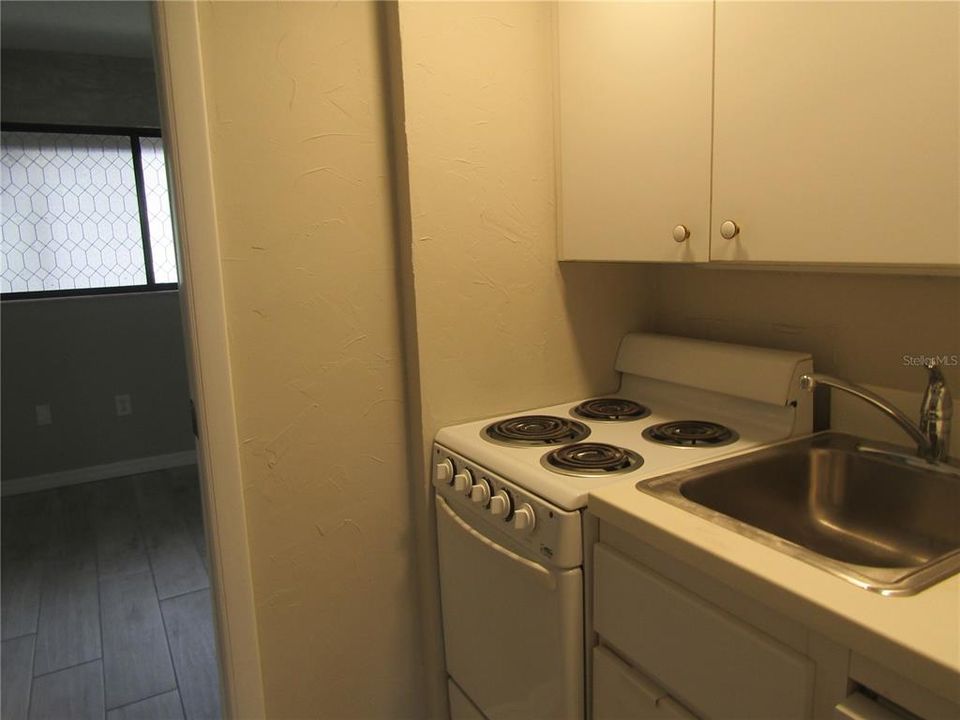 В аренду: $1,500 (1 спален, 1 ванн, 428 Квадратных фут)