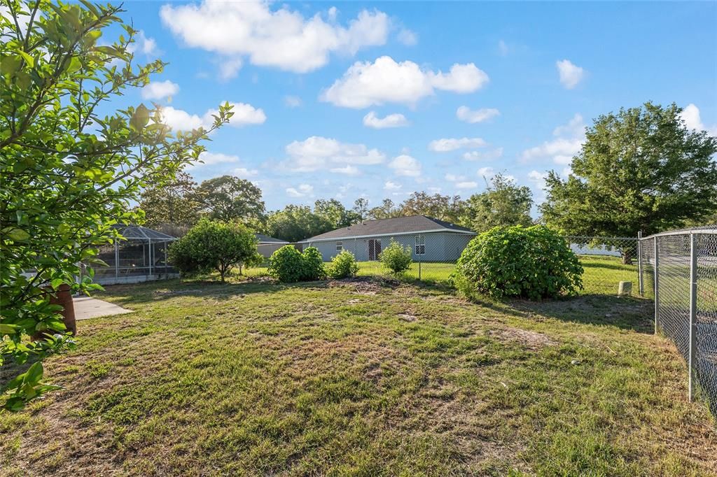 For Sale: $209,900 (3 beds, 1 baths, 1104 Square Feet)