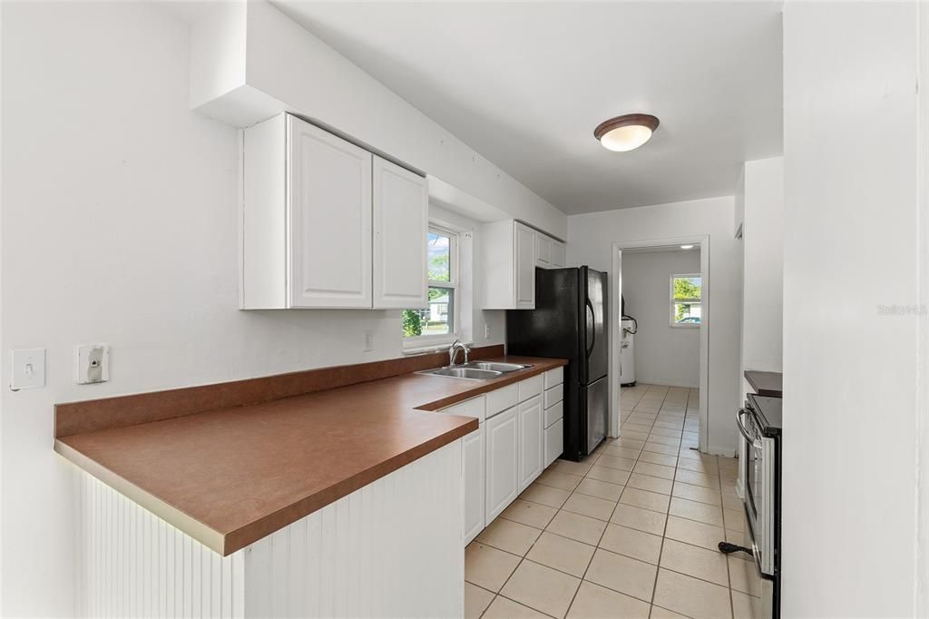 For Sale: $209,900 (3 beds, 1 baths, 1104 Square Feet)
