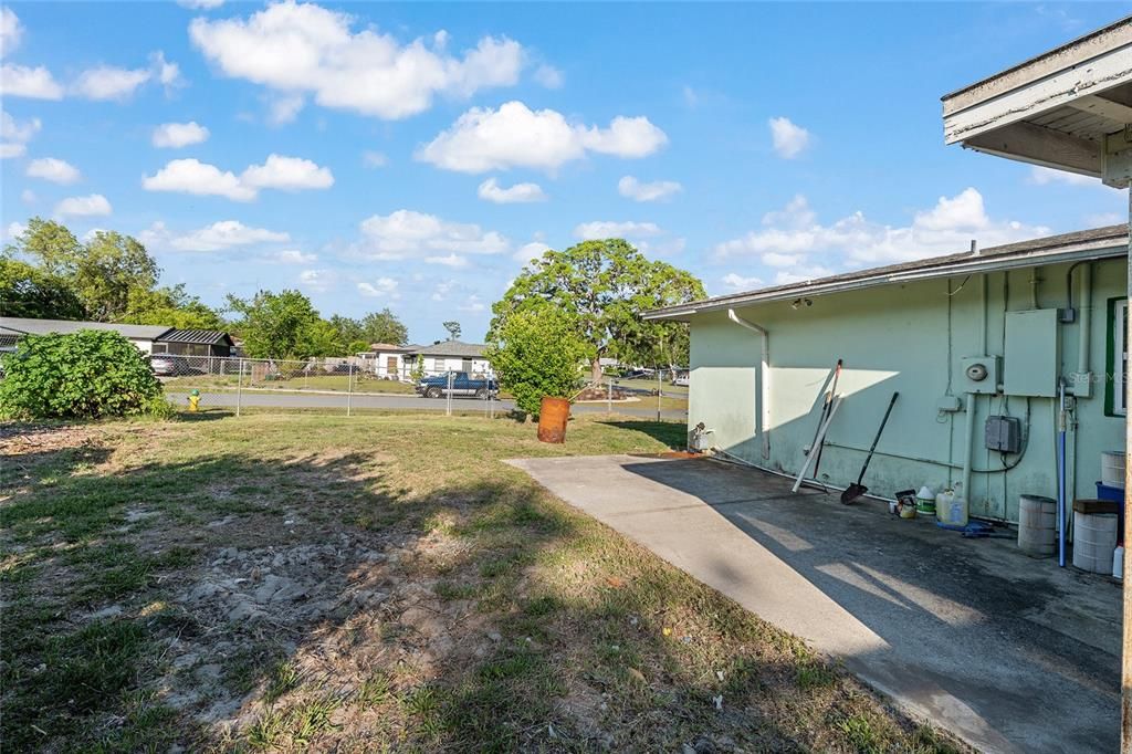 For Sale: $209,900 (3 beds, 1 baths, 1104 Square Feet)