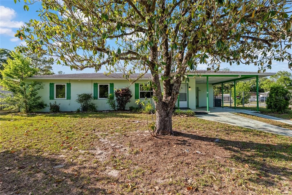 For Sale: $209,900 (3 beds, 1 baths, 1104 Square Feet)