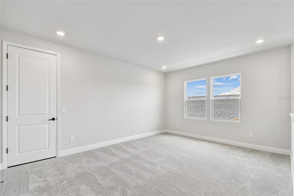 Active With Contract: $599,990 (4 beds, 3 baths, 3060 Square Feet)