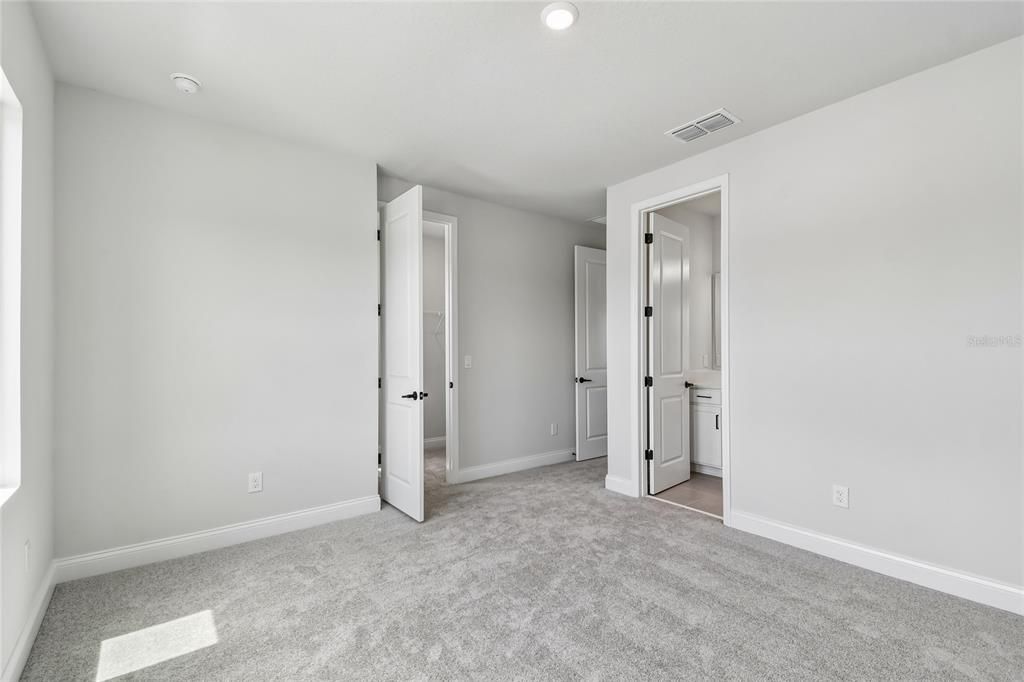 Active With Contract: $599,990 (4 beds, 3 baths, 3060 Square Feet)