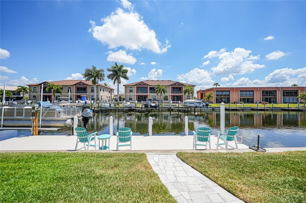 For Sale: $1,099,000 (3 beds, 3 baths, 2050 Square Feet)