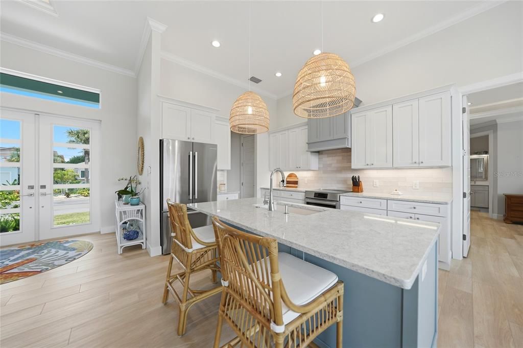 For Sale: $1,099,000 (3 beds, 3 baths, 2050 Square Feet)