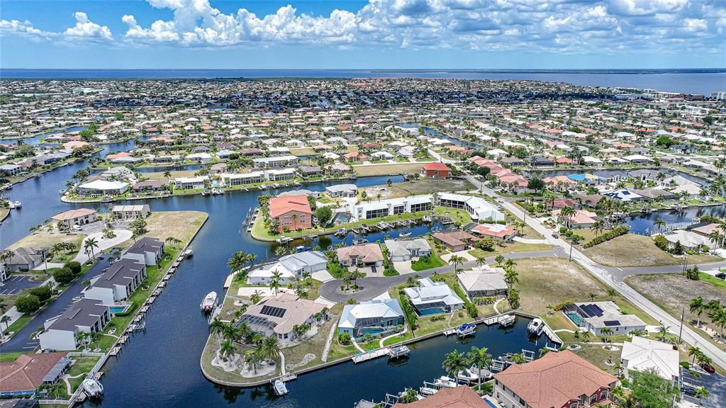 For Sale: $1,099,000 (3 beds, 3 baths, 2050 Square Feet)