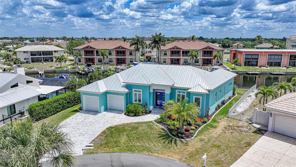 For Sale: $1,099,000 (3 beds, 3 baths, 2050 Square Feet)