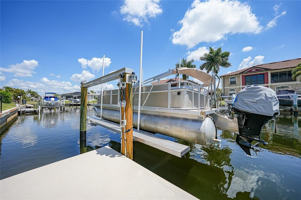 For Sale: $1,099,000 (3 beds, 3 baths, 2050 Square Feet)
