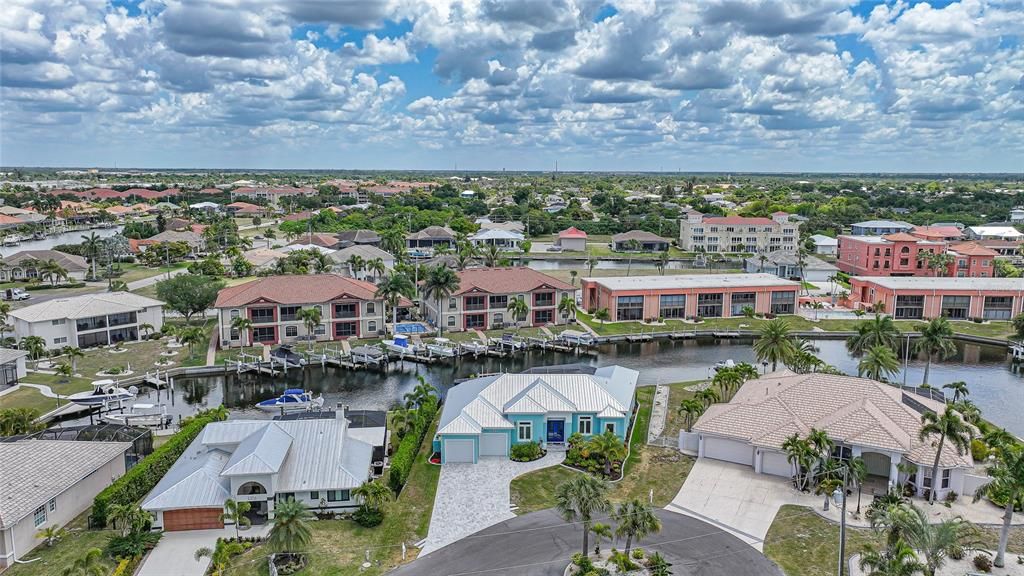 For Sale: $1,099,000 (3 beds, 3 baths, 2050 Square Feet)