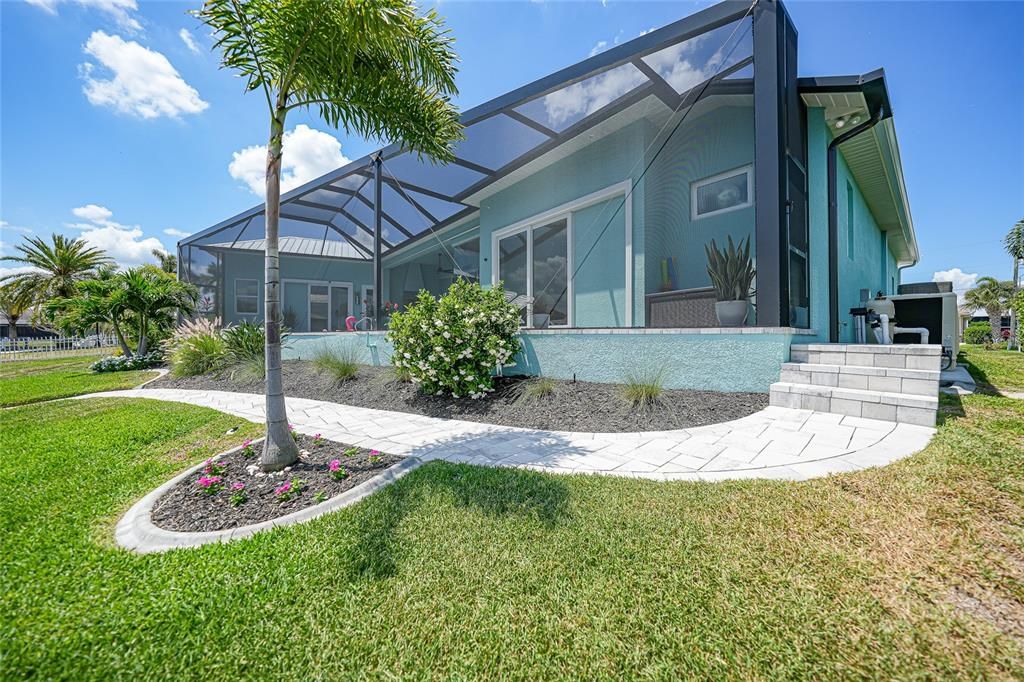 For Sale: $1,099,000 (3 beds, 3 baths, 2050 Square Feet)