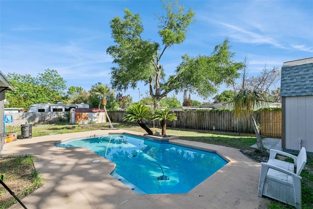 Activo con contrato: $299,900 (3 camas, 1 baños, 1059 Pies cuadrados)