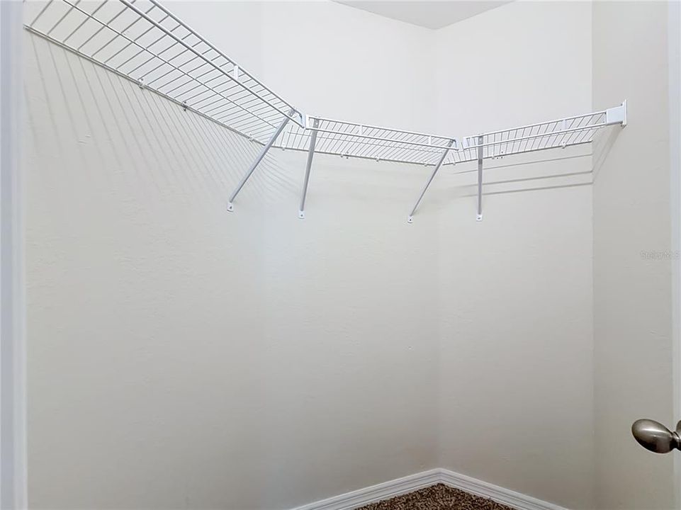 Activo con contrato: $220,000 (3 camas, 2 baños, 1252 Pies cuadrados)