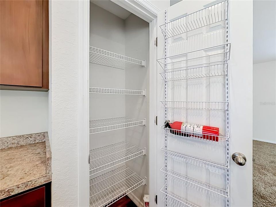 Activo con contrato: $220,000 (3 camas, 2 baños, 1252 Pies cuadrados)