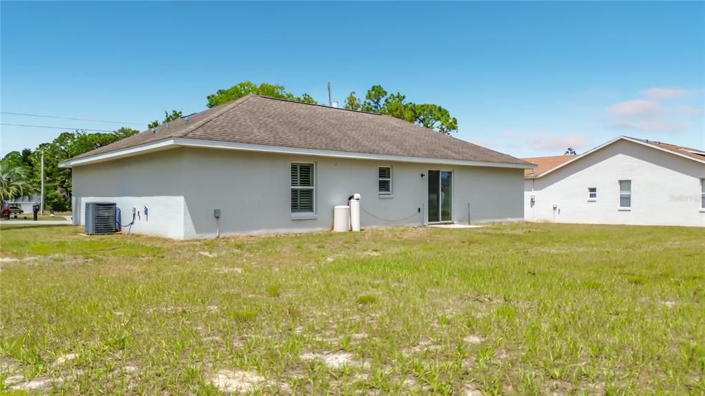 Activo con contrato: $220,000 (3 camas, 2 baños, 1252 Pies cuadrados)