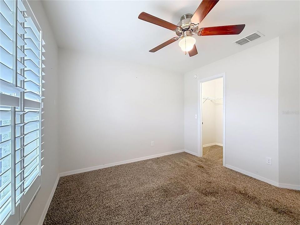 Activo con contrato: $220,000 (3 camas, 2 baños, 1252 Pies cuadrados)