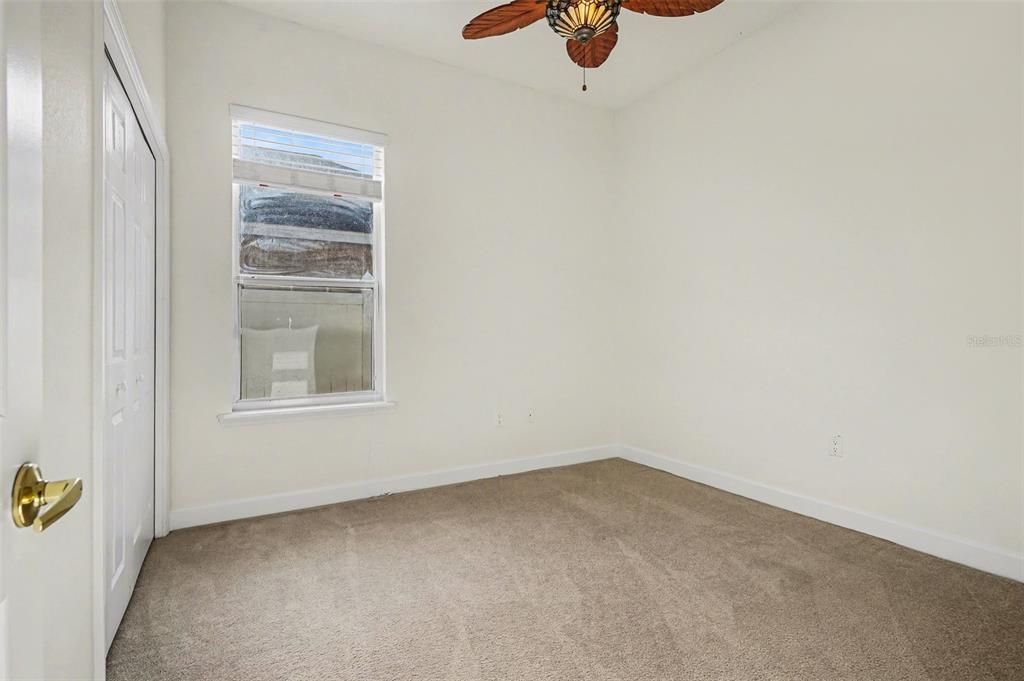 For Sale: $410,000 (3 beds, 2 baths, 1884 Square Feet)