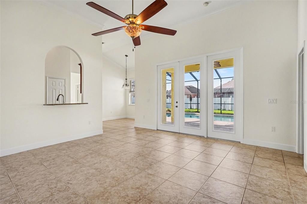 For Sale: $410,000 (3 beds, 2 baths, 1884 Square Feet)