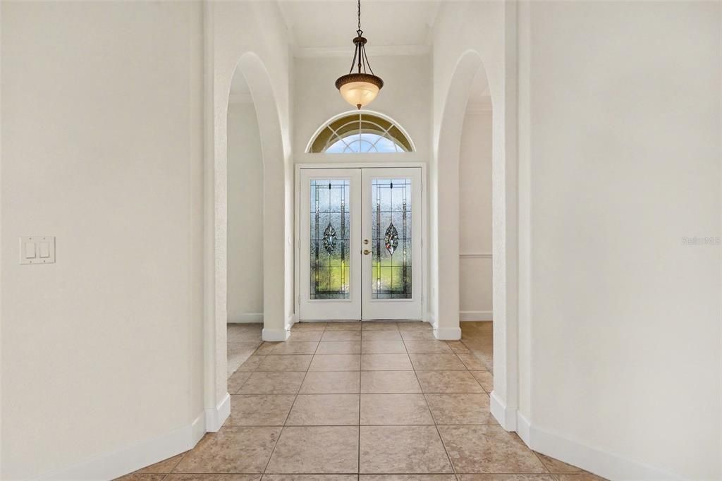 For Sale: $410,000 (3 beds, 2 baths, 1884 Square Feet)