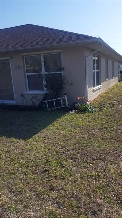En Venta: $370,000 (3 camas, 2 baños, 2661 Pies cuadrados)
