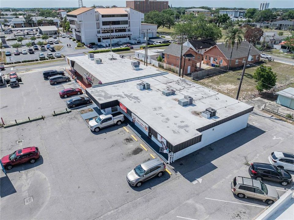 For Sale: $749,900 (0 beds, 0 baths, 4184 Square Feet)