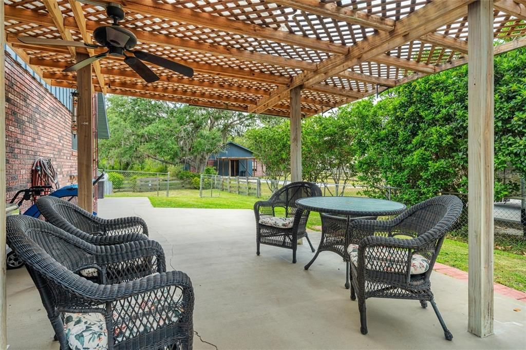 For Sale: $1,450,000 (3 beds, 2 baths, 3115 Square Feet)