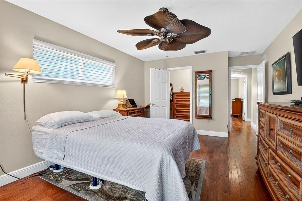 For Sale: $1,450,000 (3 beds, 2 baths, 3115 Square Feet)