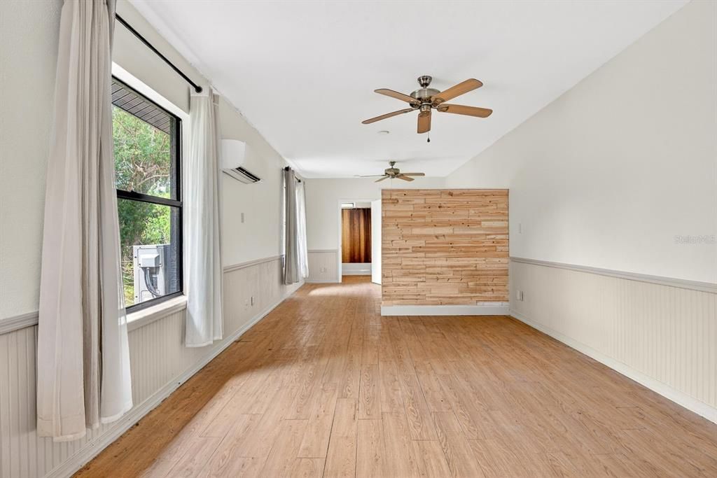 For Sale: $1,450,000 (3 beds, 2 baths, 3115 Square Feet)