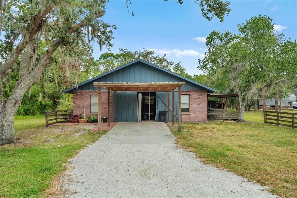 For Sale: $1,450,000 (3 beds, 2 baths, 3115 Square Feet)