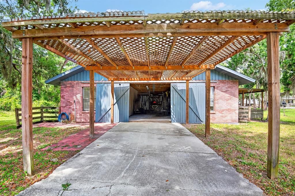For Sale: $1,450,000 (3 beds, 2 baths, 3115 Square Feet)