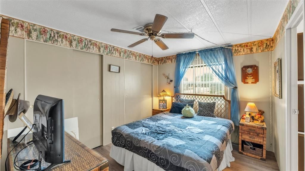 For Sale: $152,000 (2 beds, 2 baths, 1344 Square Feet)