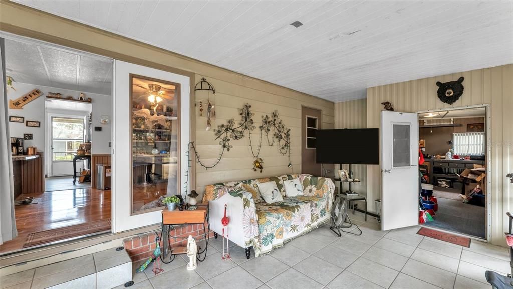 For Sale: $152,000 (2 beds, 2 baths, 1344 Square Feet)