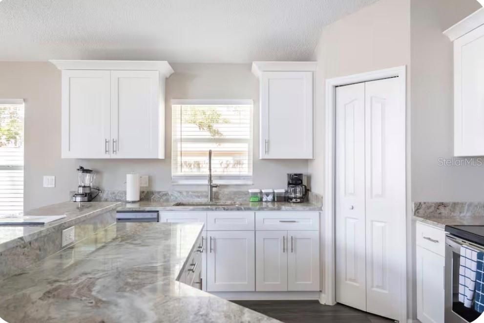 Activo con contrato: $468,000 (3 camas, 2 baños, 1549 Pies cuadrados)