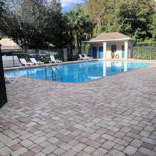 Activo con contrato: $468,000 (3 camas, 2 baños, 1549 Pies cuadrados)