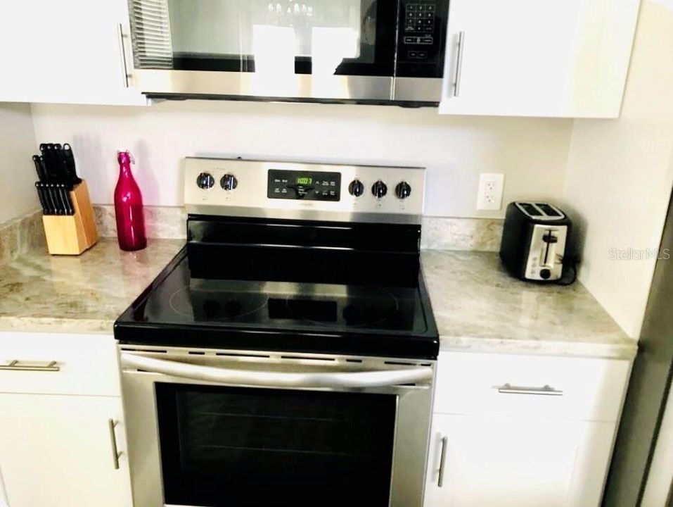 Activo con contrato: $468,000 (3 camas, 2 baños, 1549 Pies cuadrados)