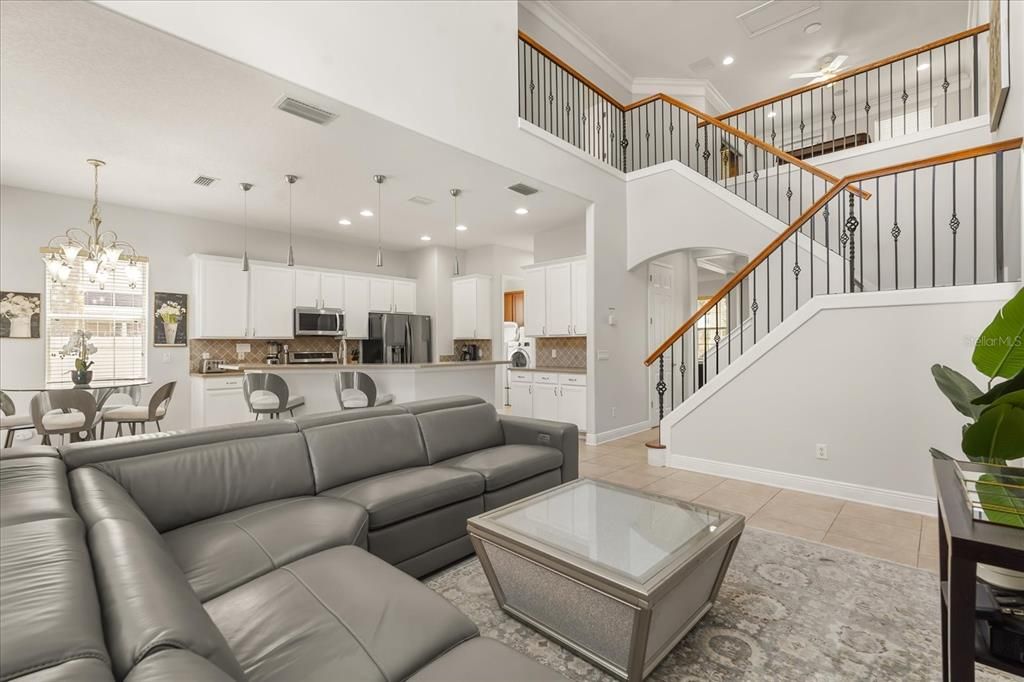 For Sale: $909,500 (5 beds, 4 baths, 3830 Square Feet)