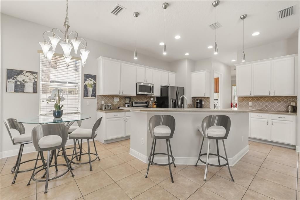 For Sale: $909,500 (5 beds, 4 baths, 3830 Square Feet)