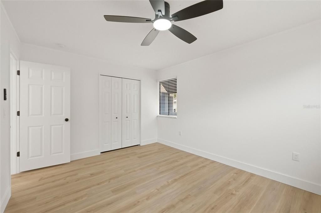 Activo con contrato: $584,999 (3 camas, 2 baños, 1885 Pies cuadrados)
