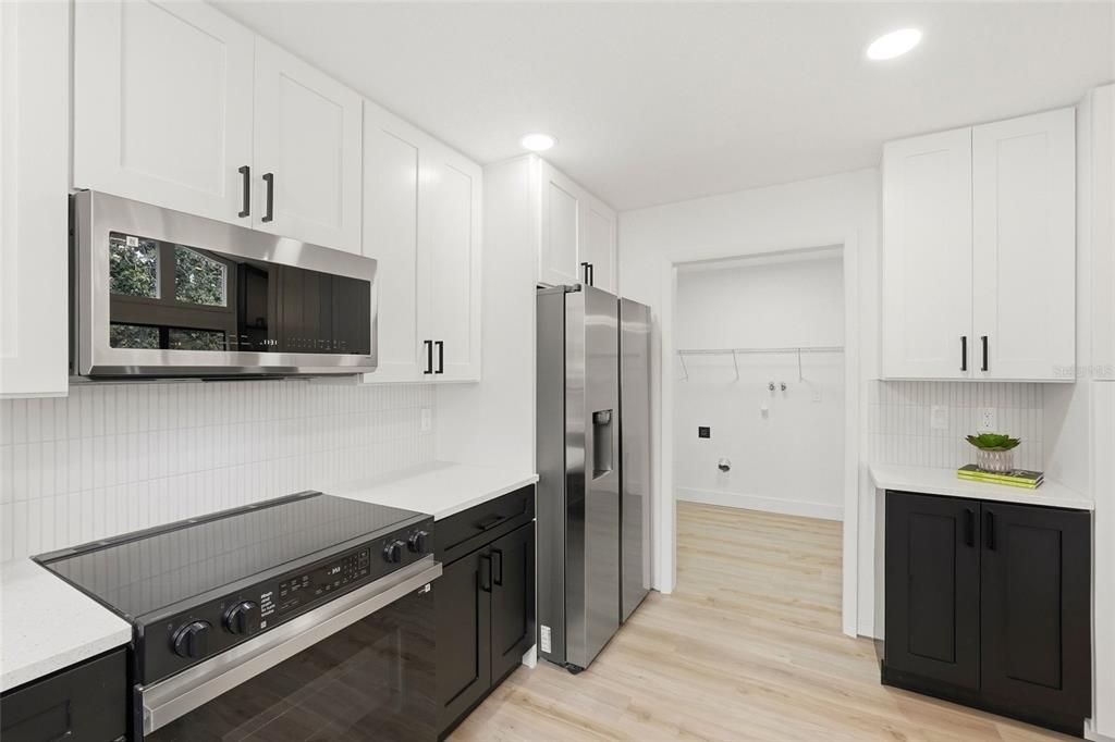 Activo con contrato: $584,999 (3 camas, 2 baños, 1885 Pies cuadrados)