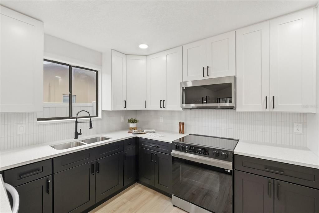 Activo con contrato: $584,999 (3 camas, 2 baños, 1885 Pies cuadrados)