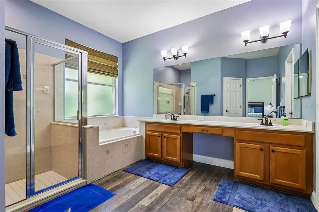 For Sale: $445,000 (3 beds, 2 baths, 2042 Square Feet)