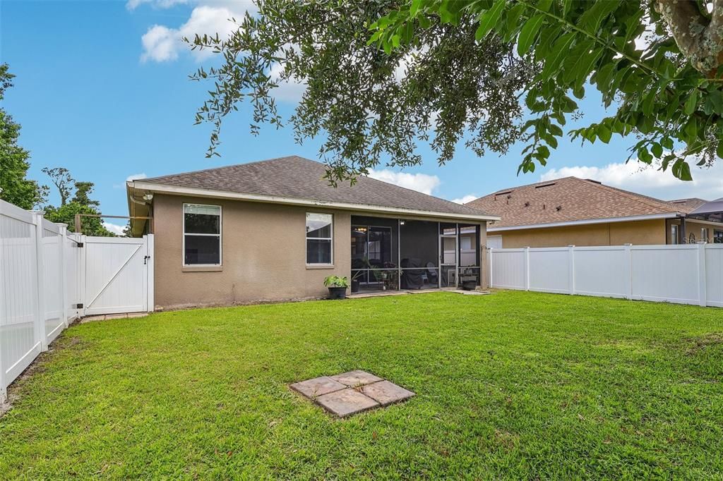 For Sale: $445,000 (3 beds, 2 baths, 2042 Square Feet)