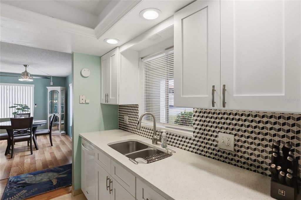 En Venta: $159,000 (1 camas, 1 baños, 899 Pies cuadrados)