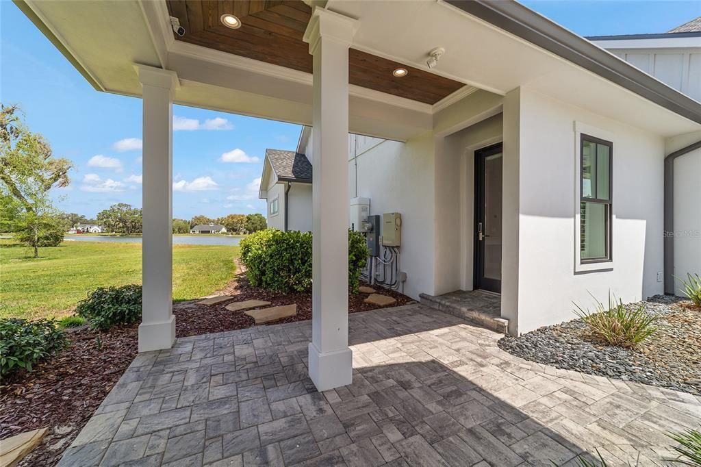 En Venta: $1,485,000 (3 camas, 2 baños, 2759 Pies cuadrados)